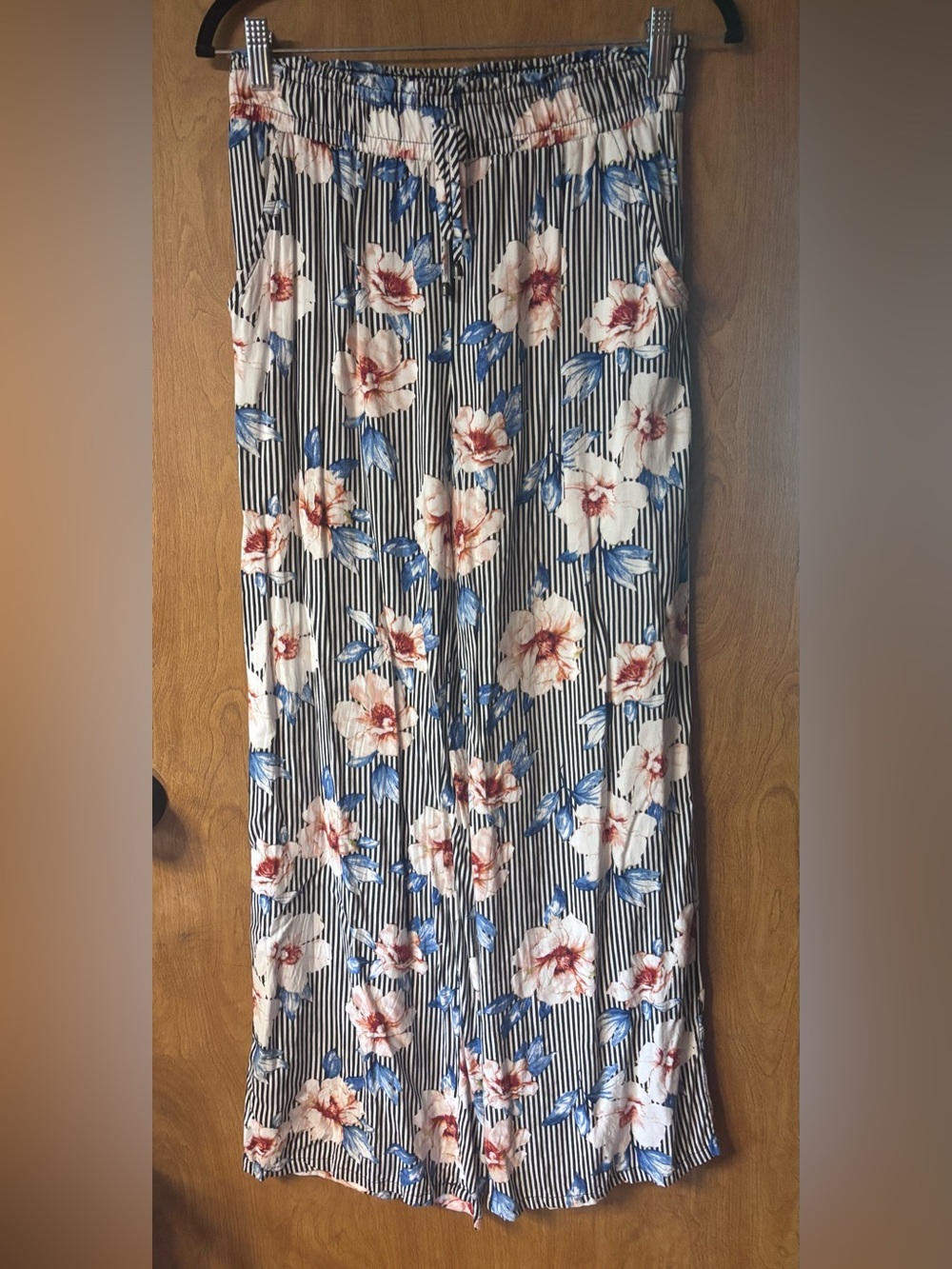 Joe Benbasset Blue Floral Striped Rayon Pants